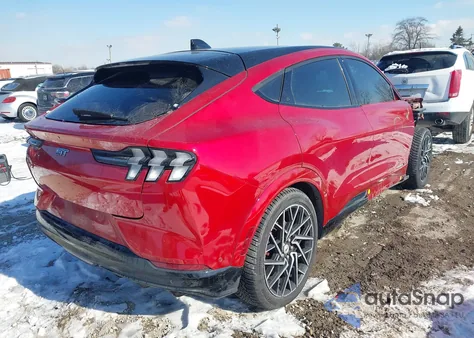 2021 Ford Mustang Mach-E Gt z USA, uszkodzony, nr VIN 3FMTK4SX4MME02420